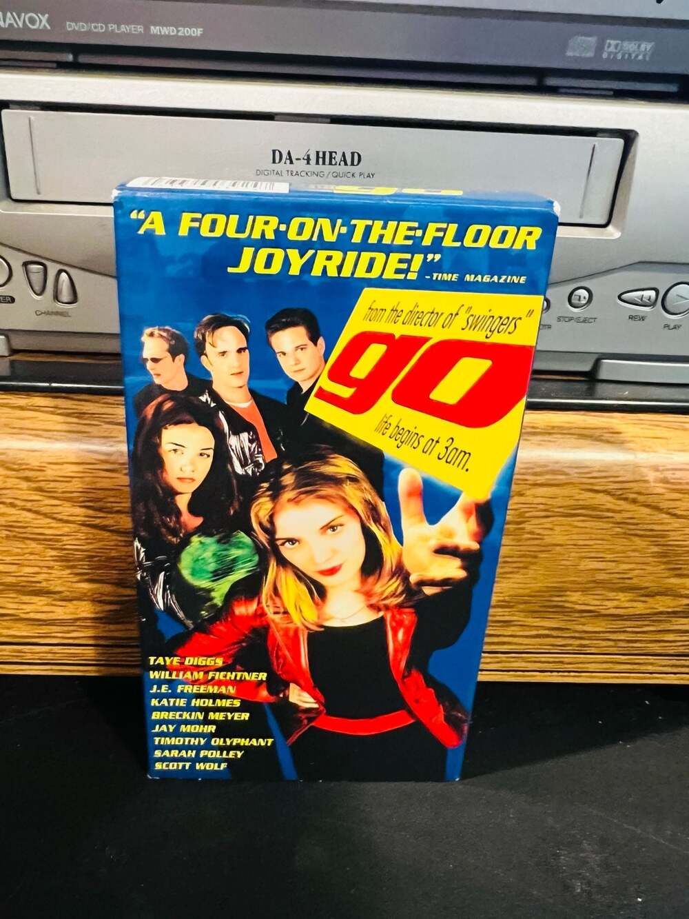 Go (1999) VHS Movie - Columbia TriStar Home Video TESTED